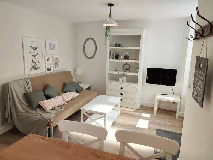 Appartement de vacances pour 3 personnes, avec jacuzzi et piscine ainsi que jardin et sauna - 1