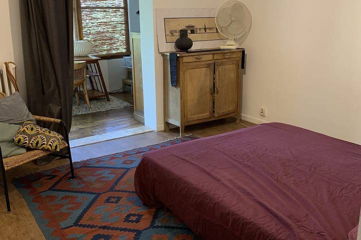 Location de vacances pour 8 personnes, avec terrasse et jardin à Éguilles - 2