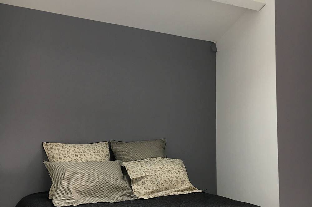 Gite  Maison Meublee En Pleine Campgne in Saint-Victor-sur-Loire, Saint-Étienne