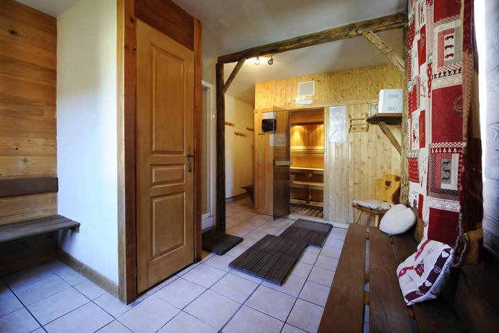 Chalet pour 8 personnes, avec balcon dans Les Menuires - 2