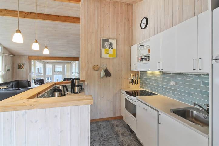 Ferienhaus für 8 Personen, mit Terrasse und Sauna in Grønhøj Strand - 4