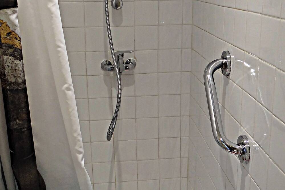 Appartement entier, Gîte 40 m² pour 2 à 4 personnes in Vals-les-Bains, Parc naturel régional des Monts d'Ardèche