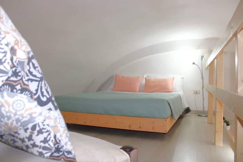 Entire apartment, [Domus Helianthus]Cozy Loft, Wifi,Parking in Salandra, Piana del Metaponto