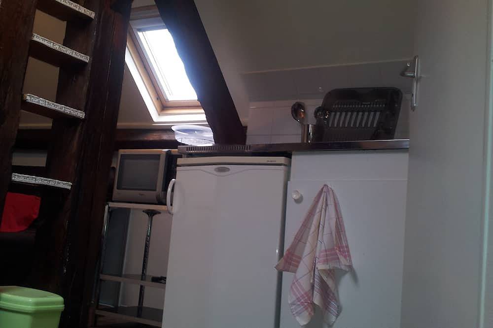 Entire apartment, Studio in Trouville sur Mer in Trouville-sur-Mer, Lisieux region