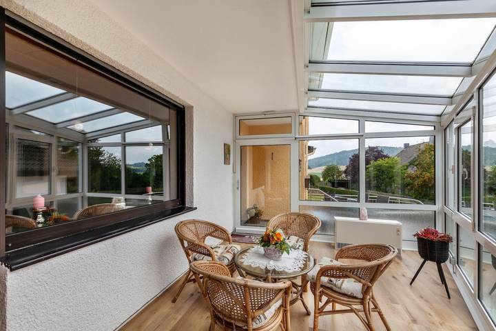 Appartamento intero, Appartamento "Rosi" con vista montagna, terrazza in comune e Wi-Fi in Daun, Vulkaneifel