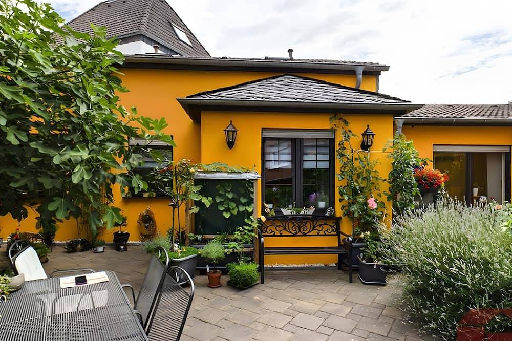 Schöner Bungalow für Familien mit privatem Eingang in Weilerswist, Rheinland