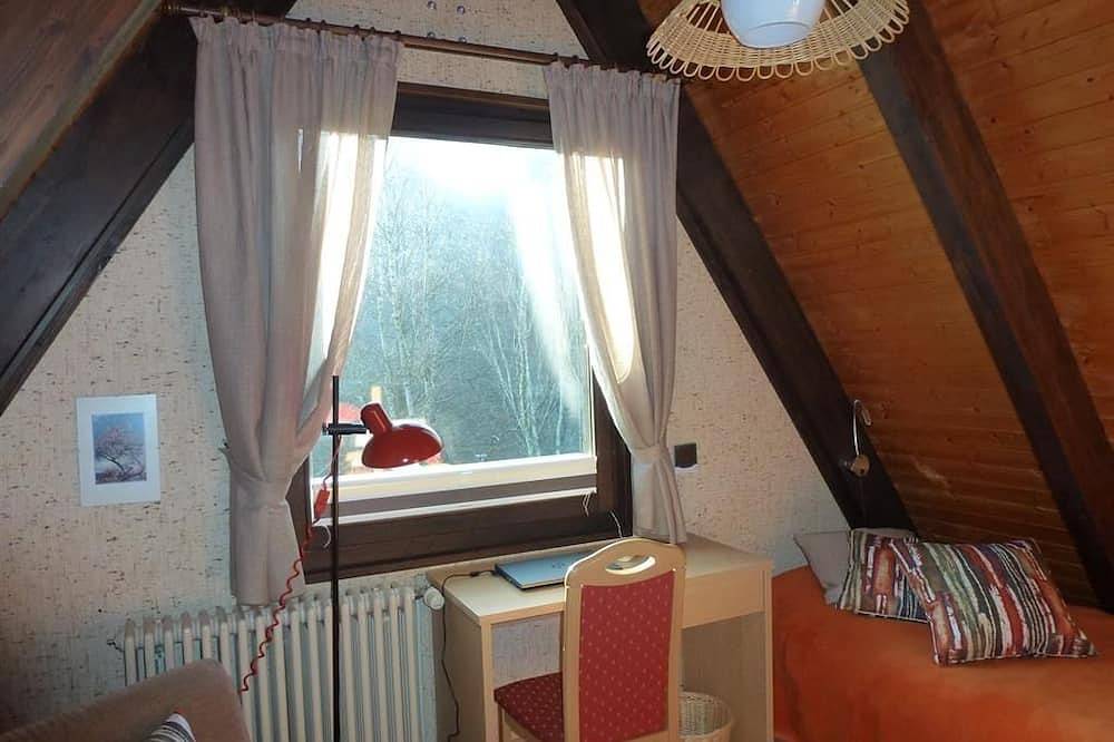 Ferienhaus \"Rehberg\" - Ferienhaus, Dusche, Wc, 2 Schlafräume in Leinsweiler, Trifelsland