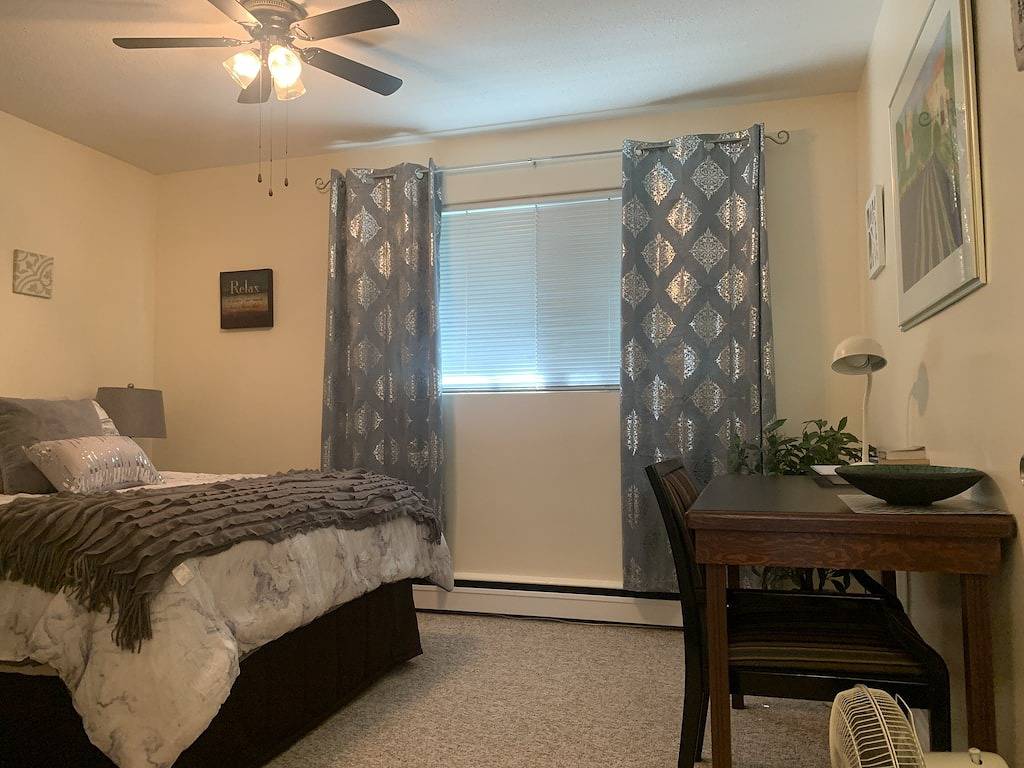 Ganze Wohnung, Relaxing - Two Bedroom Suite in Red Deer in Red Deer