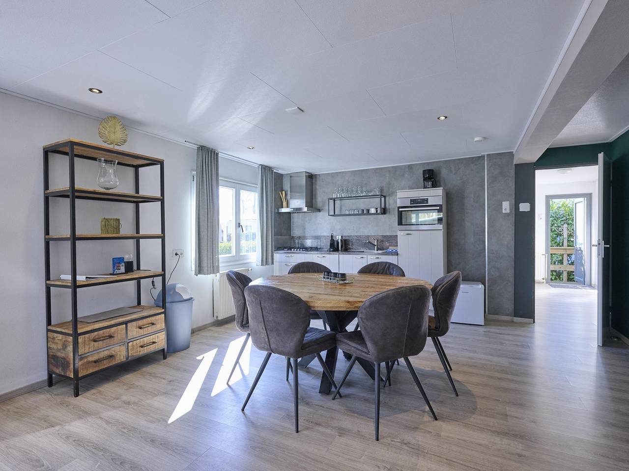 Nice bungalow with wellness close to Efteling in Kaatsheuvel, Brabante Septentrional
