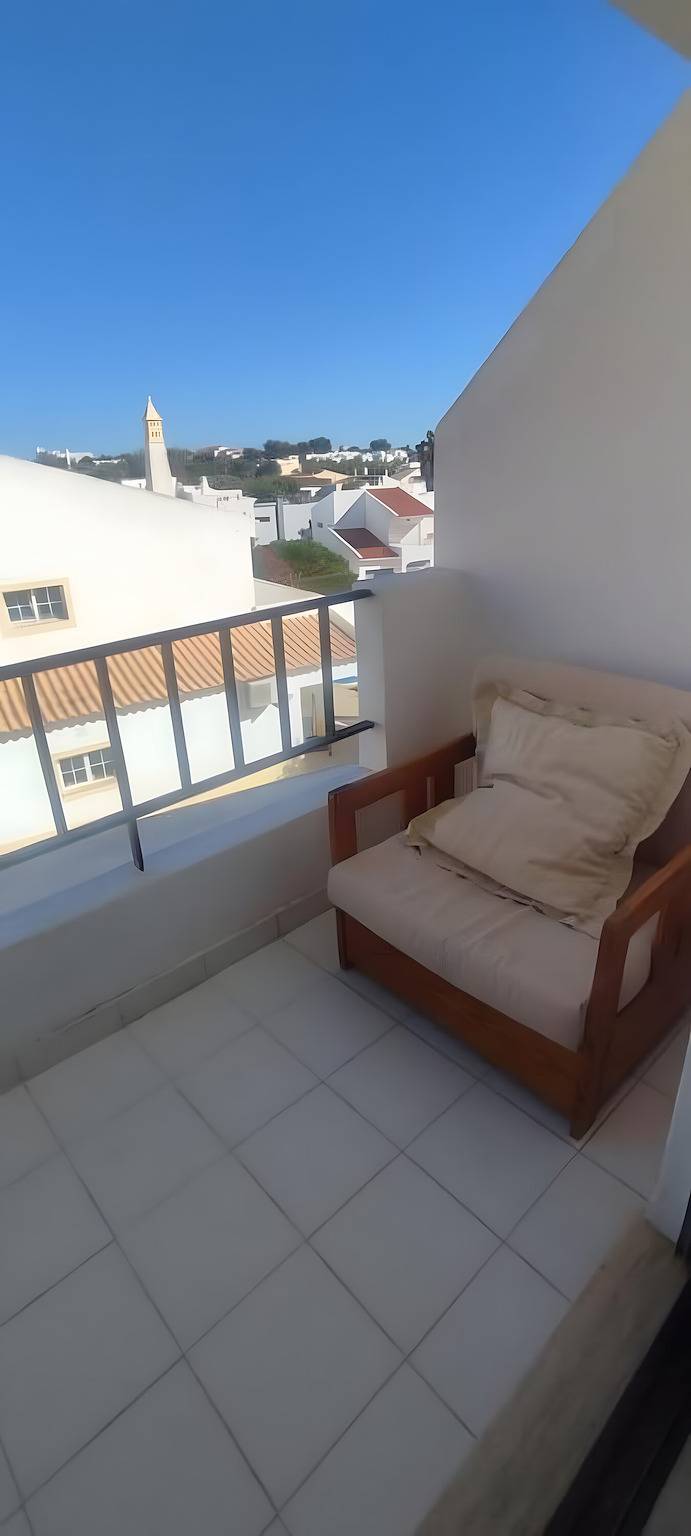 Entire apartment, Apartment 'Miralvor' with Sea View, Shared Pool and Balcony in Alvor, Faro District