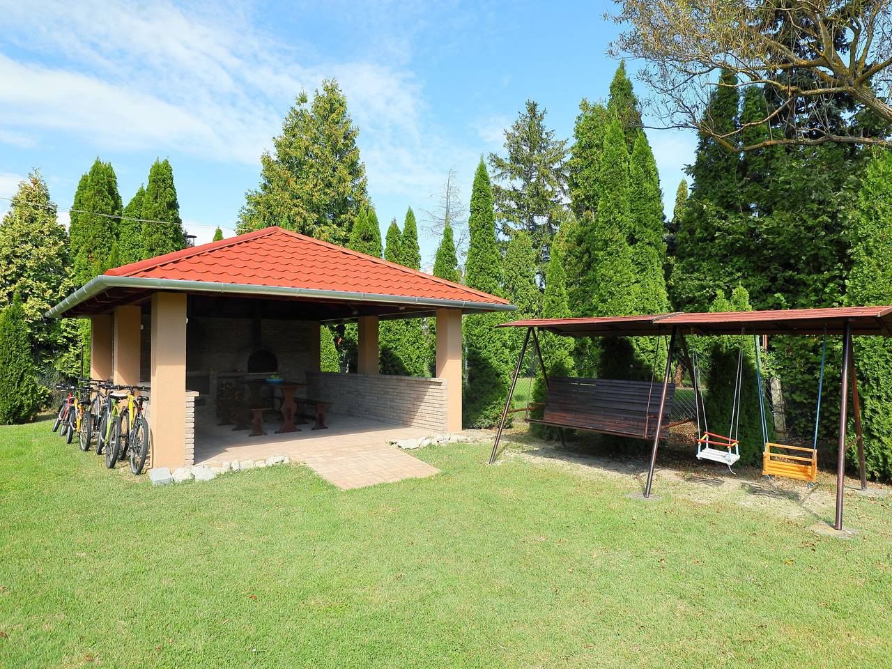 Akazie in Balatonkeresztúr, Rive sud du lac Balaton