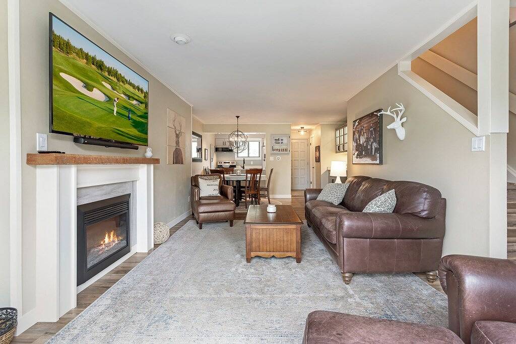 Ganze Wohnung, Newly remodeled condo in great location with fabulous views!! in Vail Ski Resort, Vail