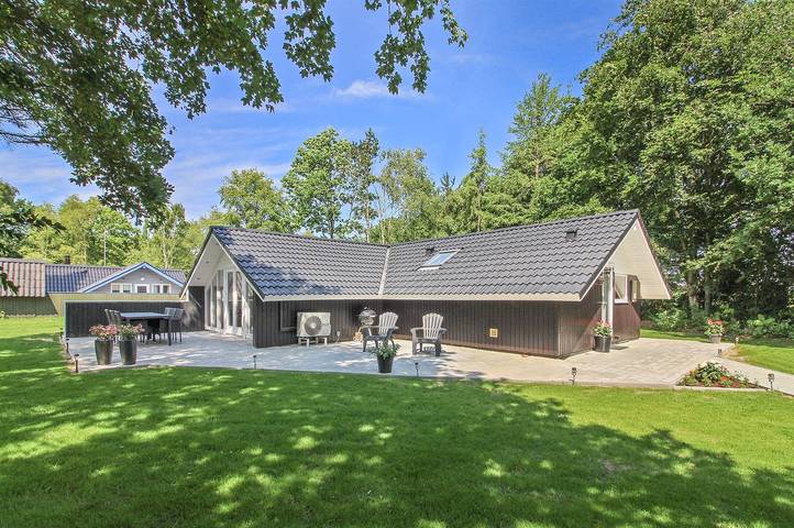 Ferienhaus für 5 Personen, mit Terrasse und Sauna in Kvie Sø