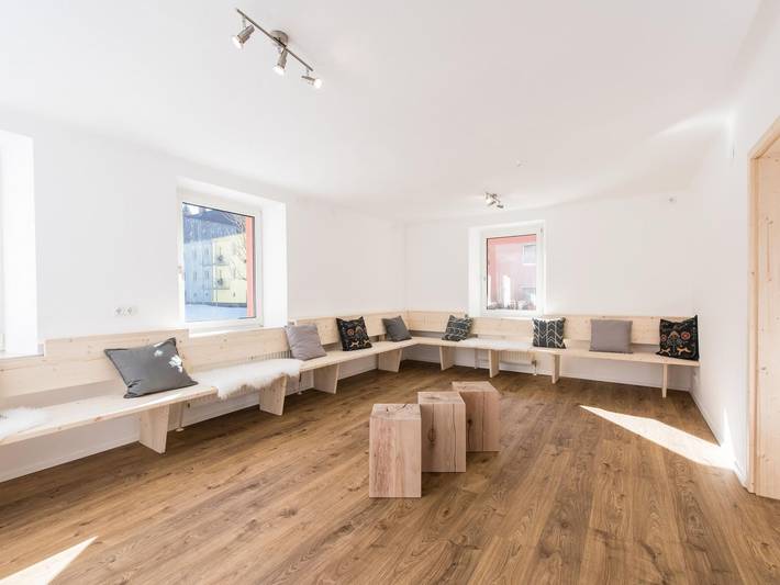 Ferienhaus für 27 Personen, mit Sauna und Terrasse, kinderfreundlich in Ennstal
