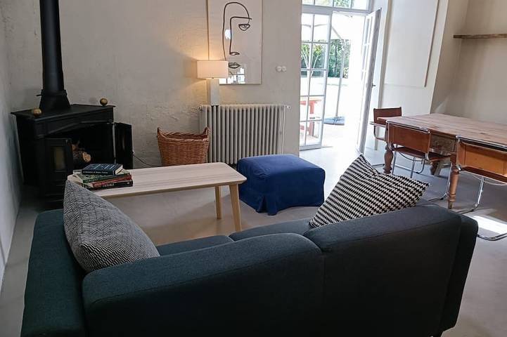 Location de vacances pour 6 personnes, avec piscine, animaux acceptés à Bourg-Charente - 2