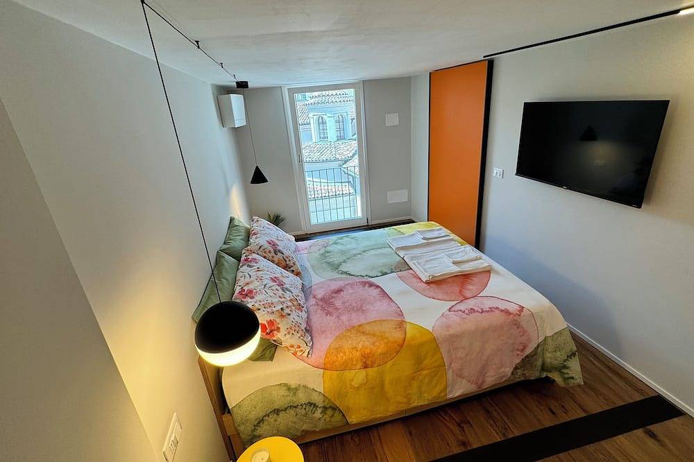 Apartamento entero, Wonderful two-room apartment in Brescia, Provincia de Brescia