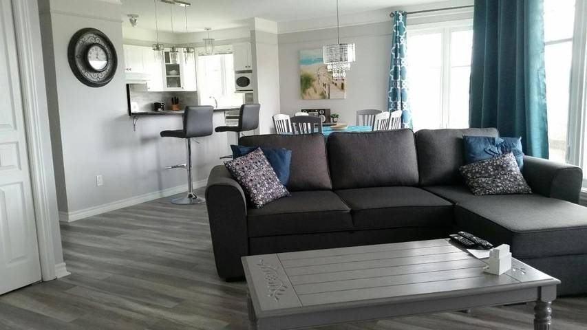 Gîte pour 7 personnes, avec vue ainsi que vue sur le lac et terrasse dans Saint Donat De Montcalm - 2