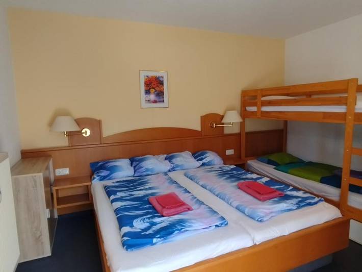 Ferienwohnung für 4 Personen, mit Garten und Sauna - 1