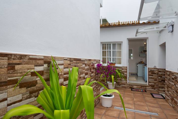 Apartamento entero, Apartamento Vacacional 'Los Abuelos 3 Icod' con Vista a la Montaña, Terraza Compartida y Wi-Fi in Cruz del Camino, Icod de los Vinos
