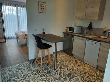 Gîte pour 2 personnes, avec jardin et terrasse à Saint-Claude-de-Diray