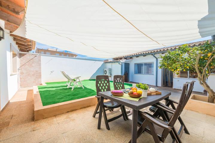 Ca Na Dora - Ferienhaus mit Privatgarten in Santanyi. Wifi gratis in Santanyí, Mallorca Süden