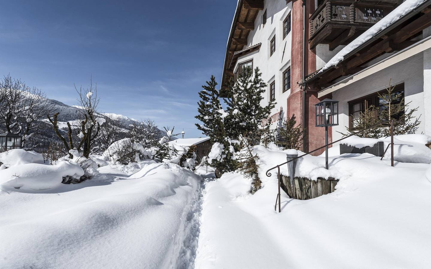Walchegger in Villgratner Berge, Strassen im Hochpustertal