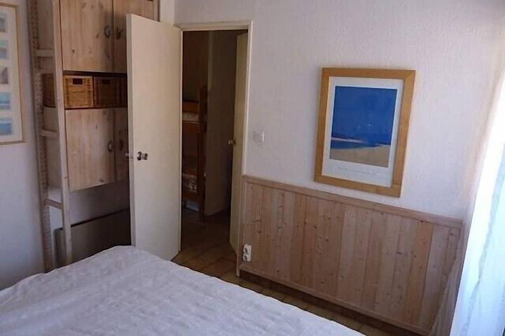 Appartement entier, T2 by the sea, 150 m to the beach/sea, Topp prices, Free: Wlan, pool, tennis in Le Pradet, Côte méditerranéenne (France)
