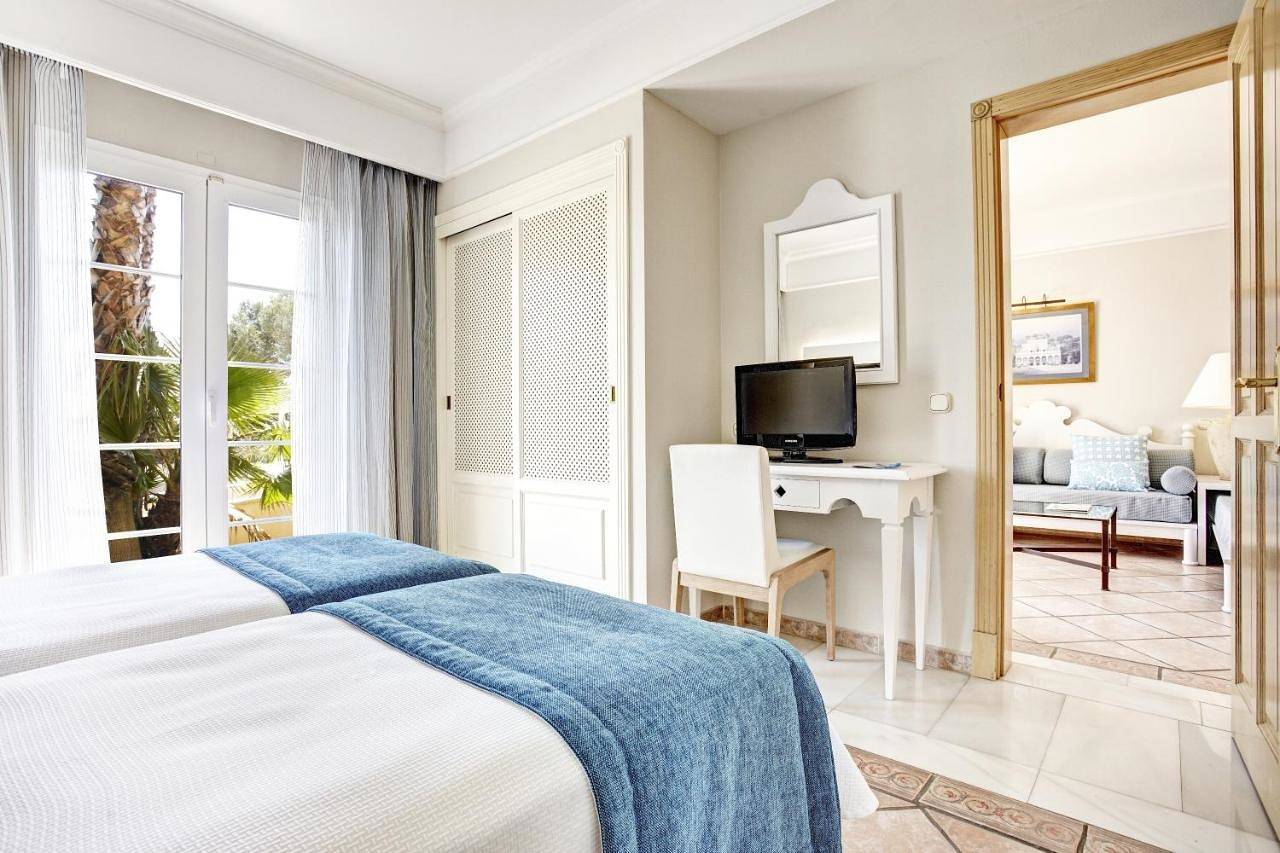 Grupotel Playa Club in Son Xoriguer, Ciutadella
