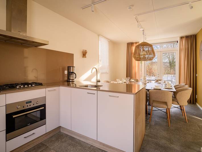 Ferienhaus für 12 Personen, mit Terrasse und Sauna sowie Garten, kinderfreundlich in Maastricht - 2