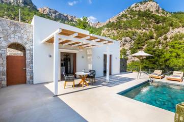 Villa für 2 Personen, mit Pool und Garten sowie Whirlpool in Griechenland