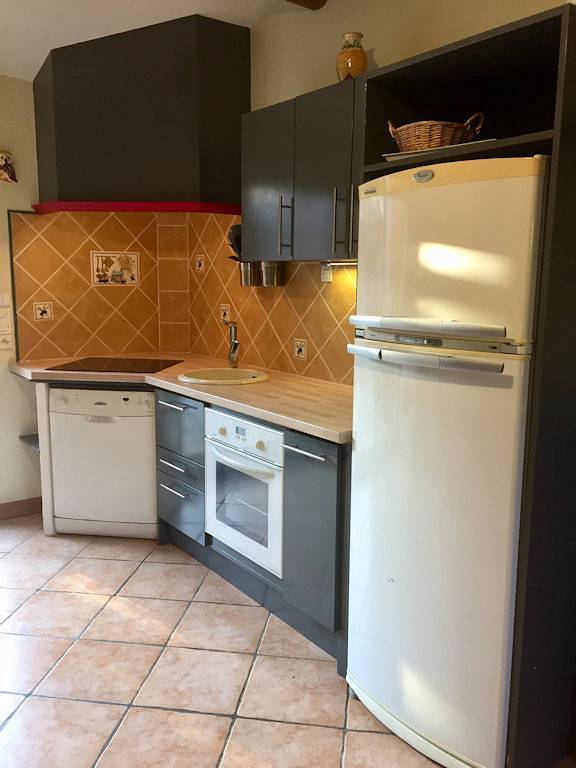 Gîte pour 5 personnes, avec terrasse ainsi que jardin et piscine dans La Ceze La Roque Sur Ceze - 4