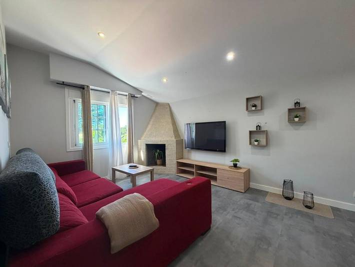 Casa rural para 8 personas, con Balcón y Terraza además de Jardín y Vistas en Vigo - 2