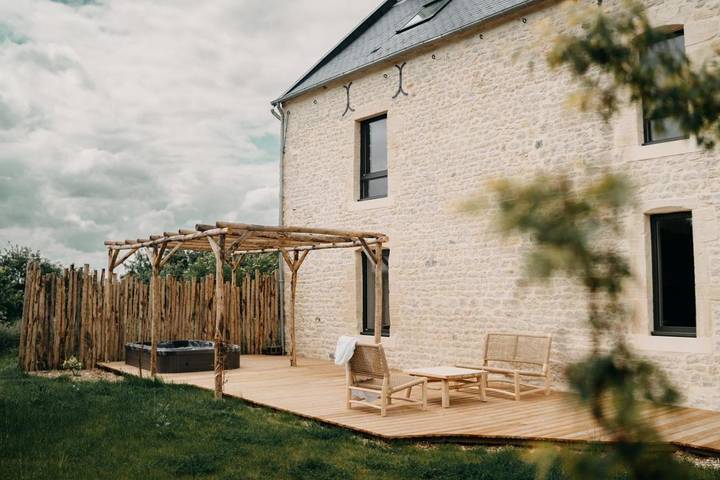 Gîte pour 2 personnes, avec jacuzzi et jardin à Englesqueville-la-Percée - 2