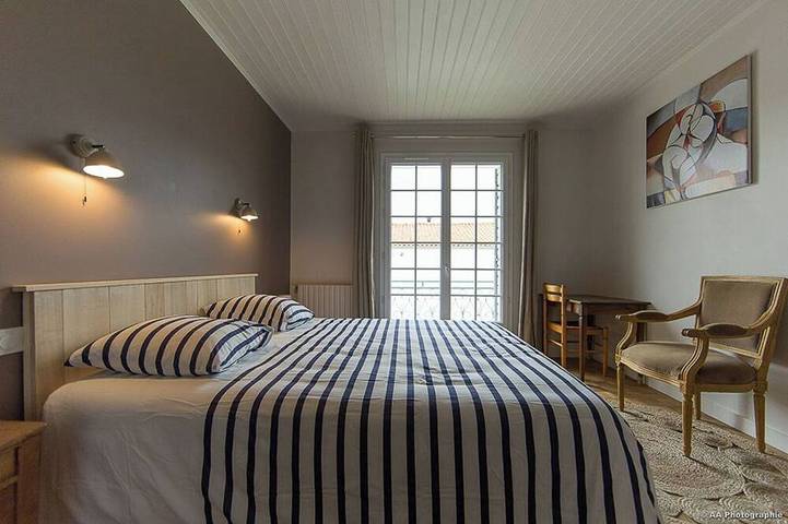 Location de vacances pour 18 personnes, avec balcon et jardin à La Brée-les-Bains - 3