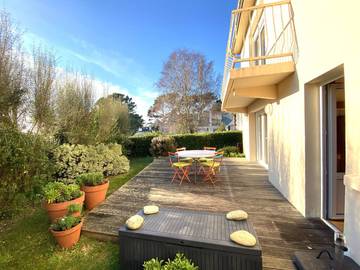 Gîte pour 8 personnes, avec jardin dans Plage de Grève Blanche