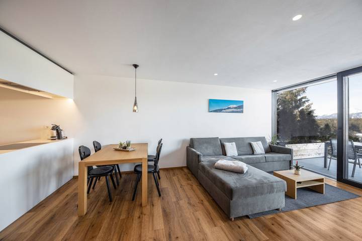 Apartamento entero, Apartamento 'Hirzer Residenze Moritz' Cerca de Merano con vistas a la montaña y jardín in Hafling Oberdorf, Avelengo