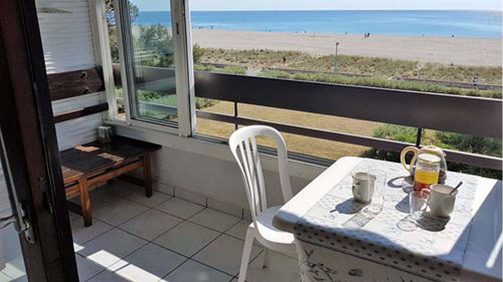 Ganze Ferienwohnung, Ferienwohnung für 5 Personen mit Terrasse in Saint-Cyprien-Plage, Saint-Cyprien