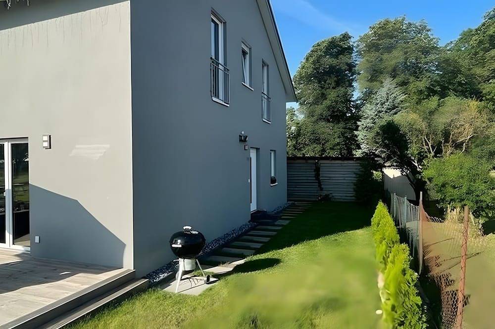 Ganze Wohnung, Apartment „Für 4 Personen, 55 m²“ mit gemeinsamer Terrasse, Garten und Wlan in Groß Polzin, Vorpommern Greifswald