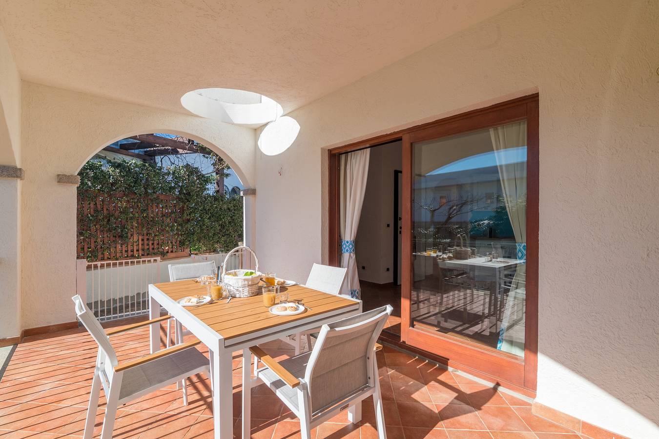 Celeste House With Pool in Moriscu, Olbia