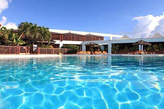Appart’hôtel pour 2 personnes, avec piscine et jardin
