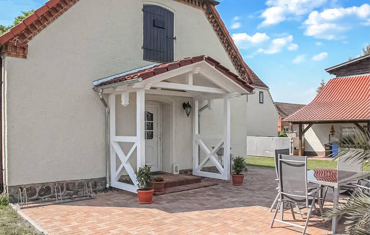Ferienhaus für 4 Personen, mit Terrasse in Mirow