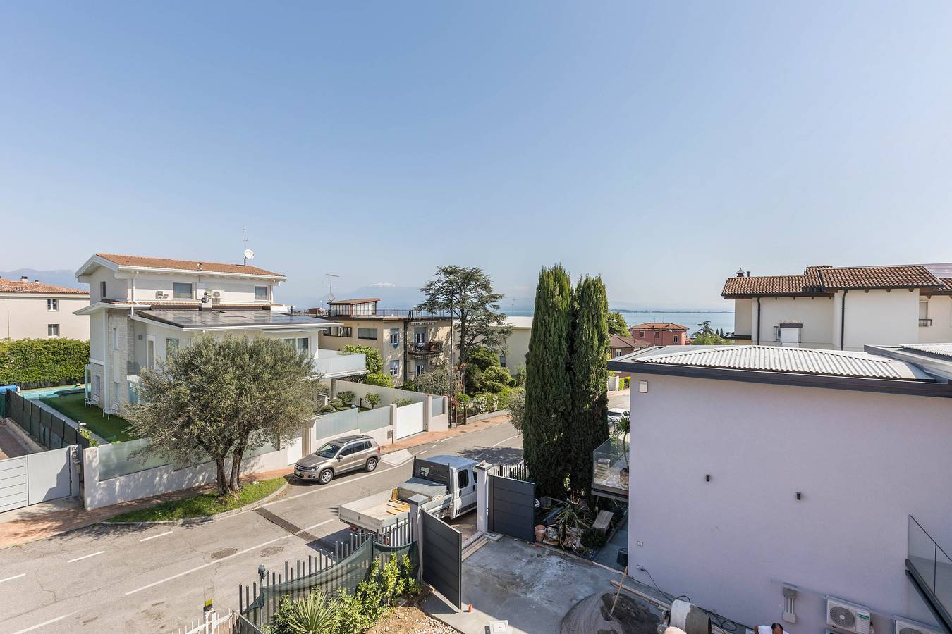 Appartement entier, Lovely vacation home Lake apartment in Desenzano del Garda, Montagnes autour du lac de Garde