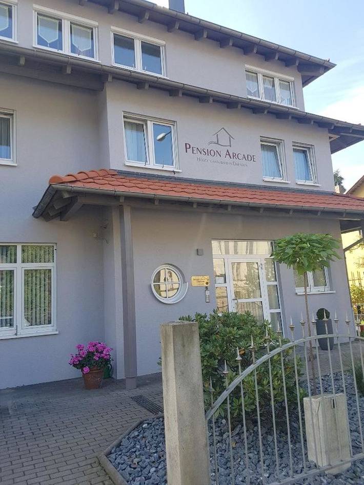 BnB für 2 Personen, mit Pool und Garten sowie Terrasse in Dresden