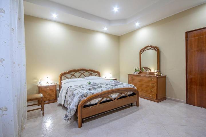 Gîte pour 6 personnes, avec jardin et vue à Piedimonte Etneo - 4