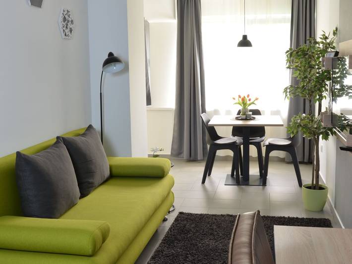 Gîte pour 2 personnes, avec terrasse, adapté aux familles à Osijek - 2