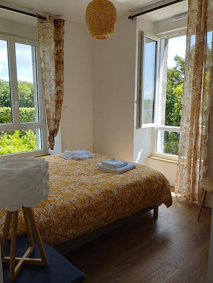 Appartement entier, Maison de Kerangall Brest appartement jardin et parking in Brest, Région de Brest