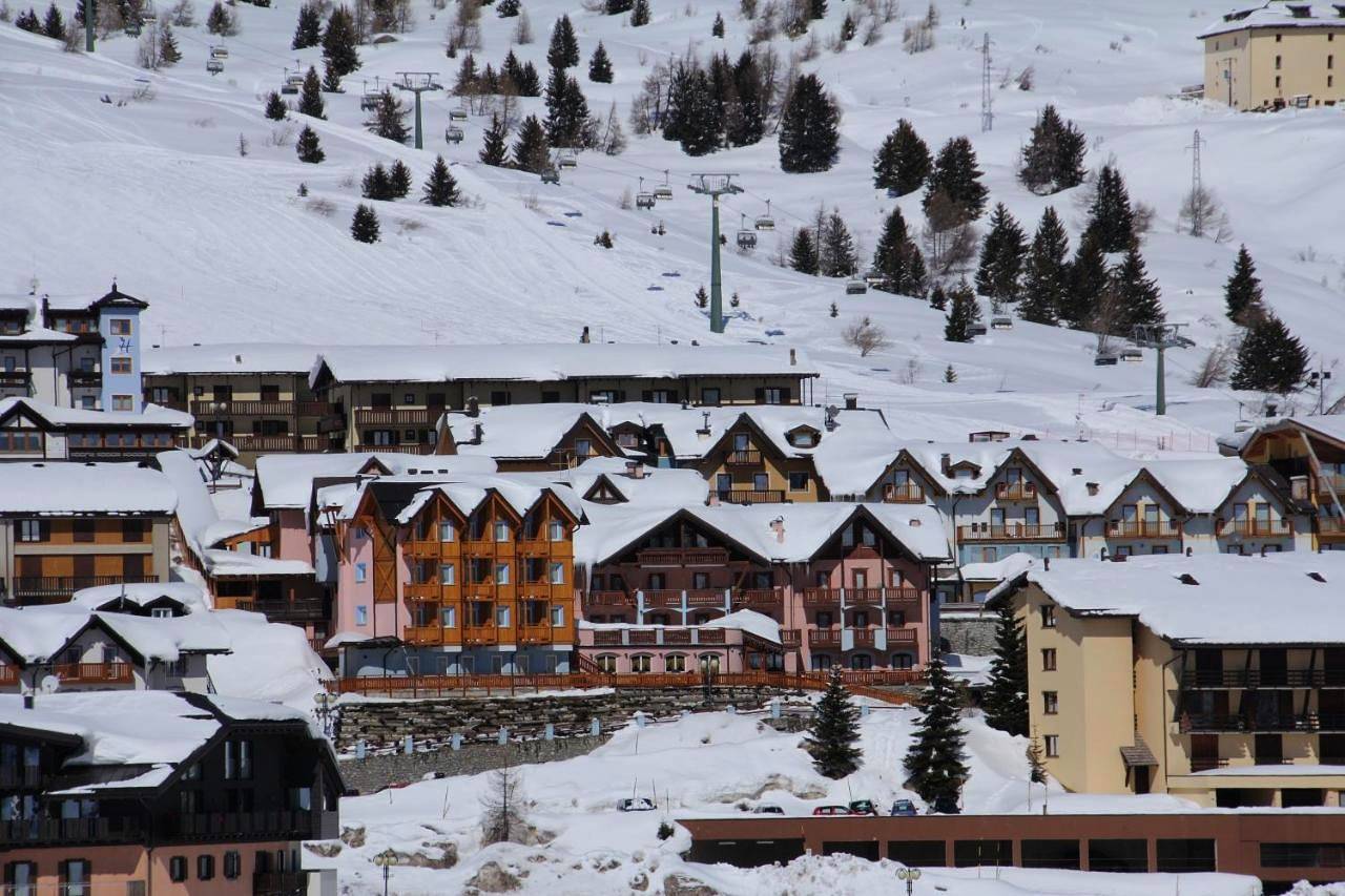 Hotel Residence Dahu in Passo Tonale, Vermiglio