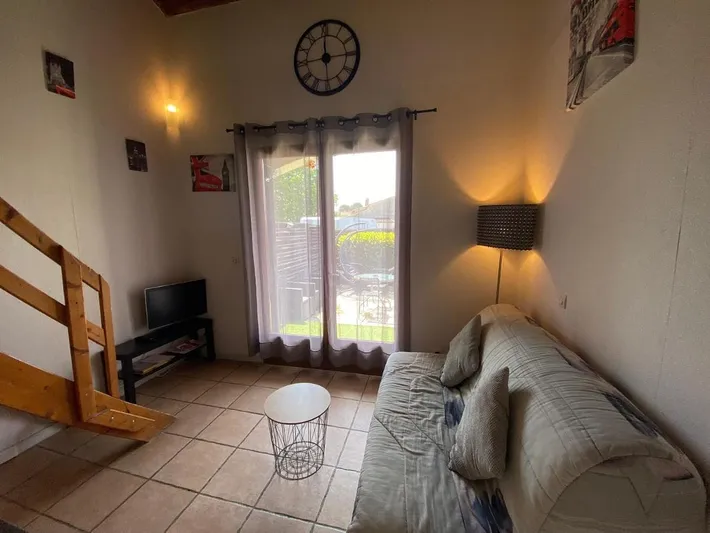 Apartamento de vacaciones para 3 personas, con jardín y vistas - 1