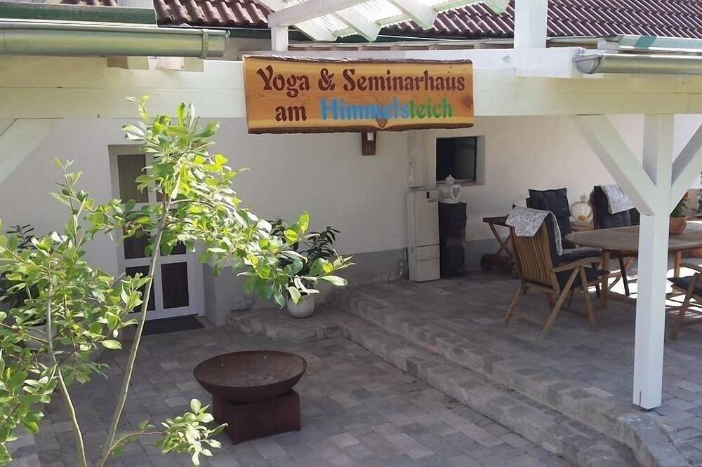 Ferienhaus am Himmelsteich: Urlaub, Entspannung, Yoga, Wandern, Familie in Bernhardswald, Ostbayern