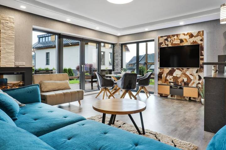 Ferienwohnung für 6 Personen, mit Balkon und Terrasse sowie Ausblick in Bozi Dar - 4
